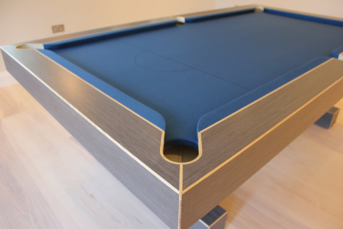 Luxury Indoor Pool Table